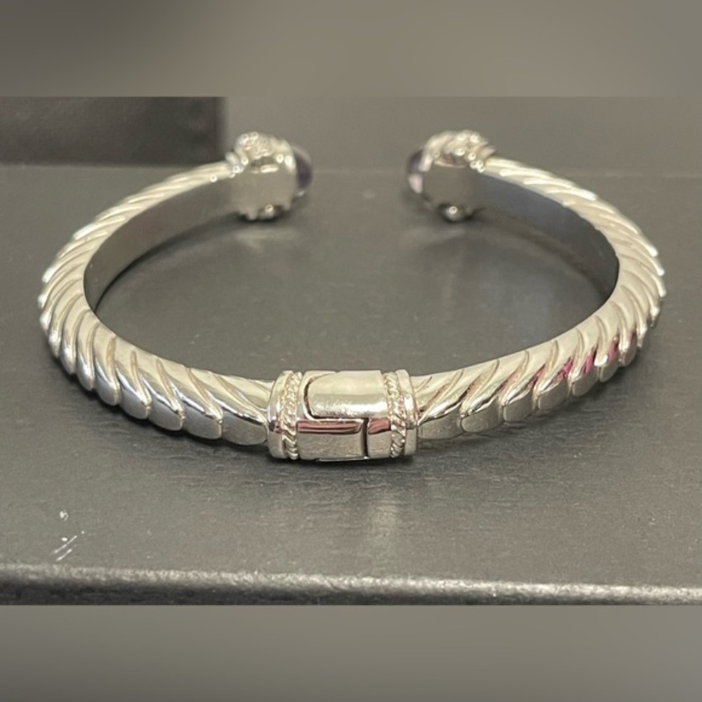 Cable Bracelet - Picture 7 of 9
